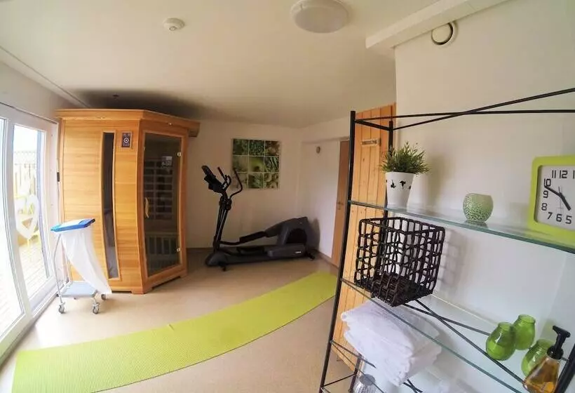 هتل Eldey Airport