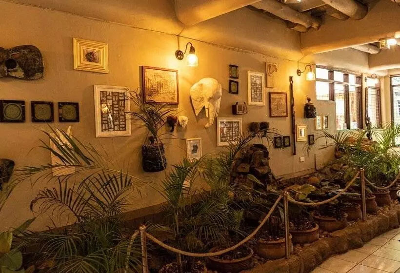 هتل Forest Cottages