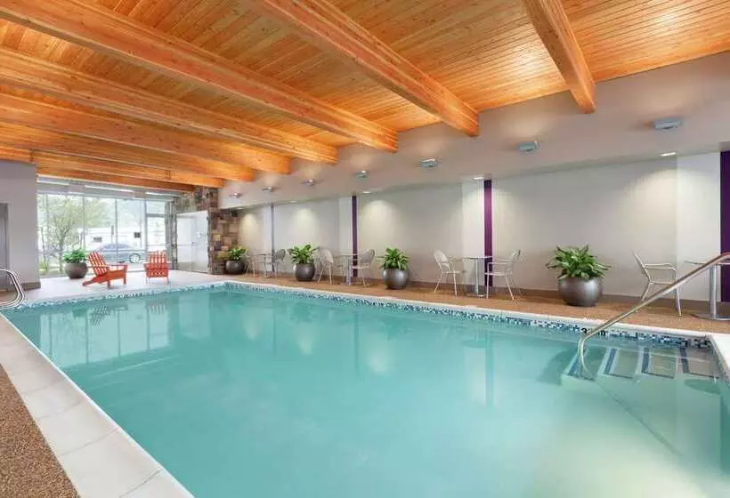 בית מלון כפרי Home2 Suites By Hilton Seattle Airport