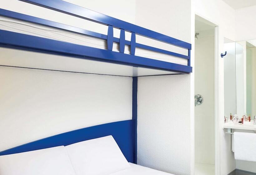 בית מלון כפרי Ibis Budget Newport