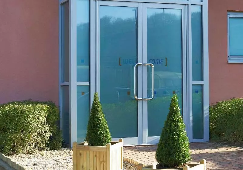 酒店 Ibis Budget Newport