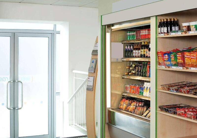 בית מלון כפרי Ibis Budget Newport