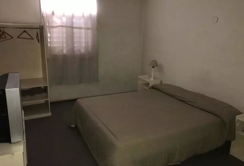 בית מלון כפרי Imperial