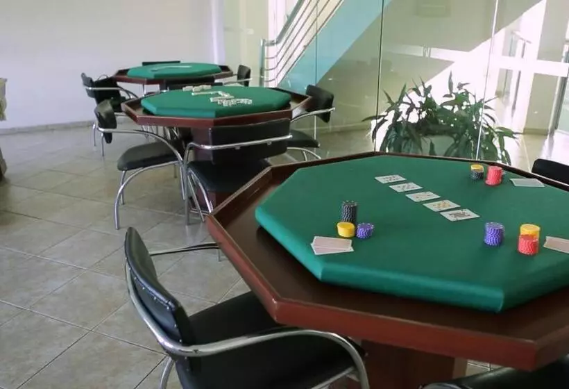 Отель Itu Plaza