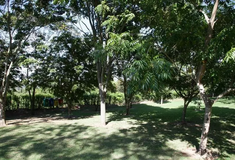 Отель Itu Plaza