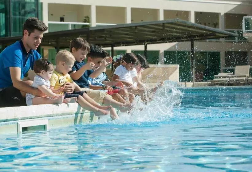 Отель Itu Plaza