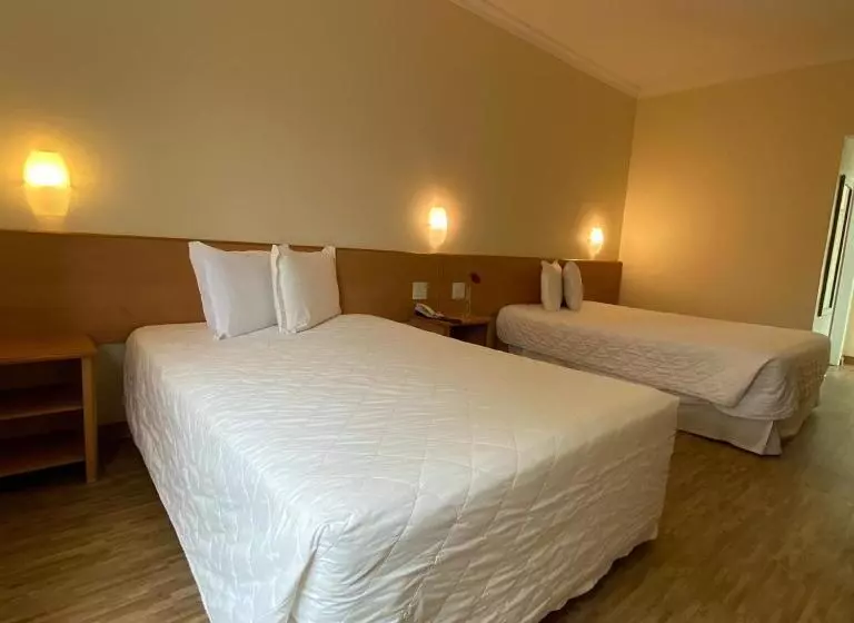 Отель Itu Plaza