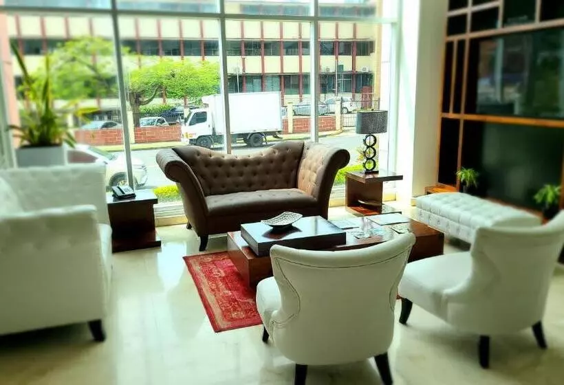 Отель Ramada Plaza By Wyndham Panama Punta Pacifica