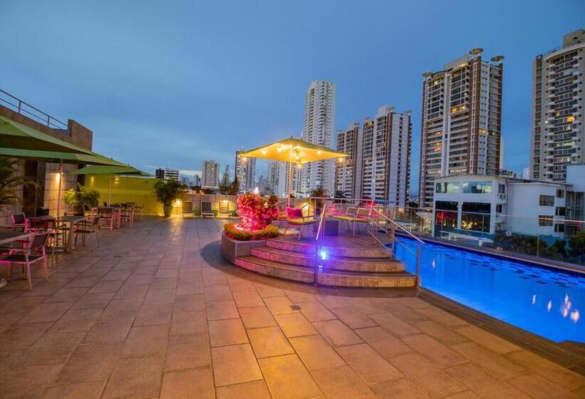 Отель Ramada Plaza By Wyndham Panama Punta Pacifica