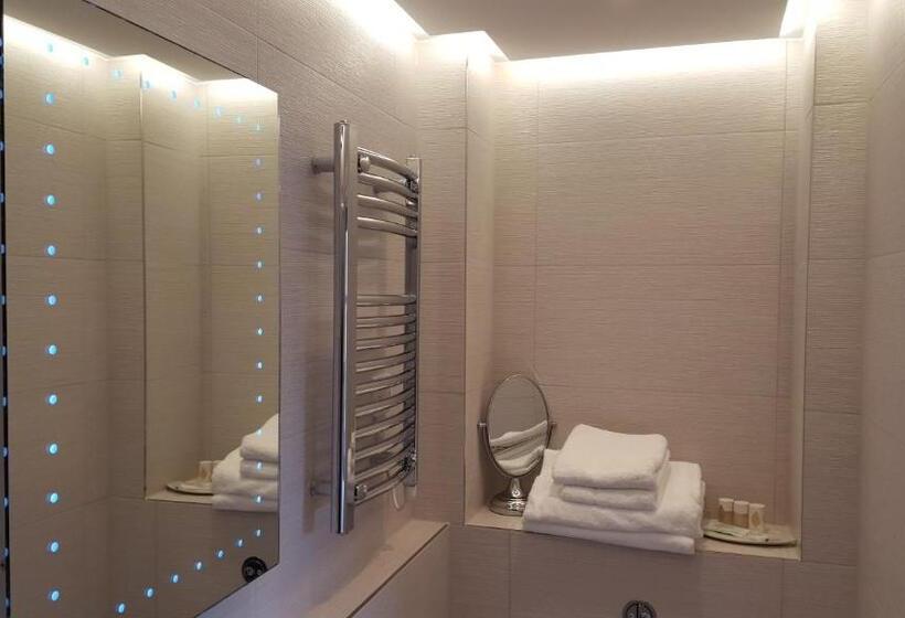 Hotell Red Brighton Blue