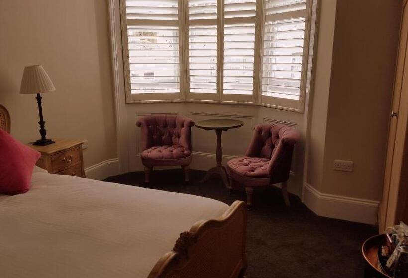 Hotell Red Brighton Blue