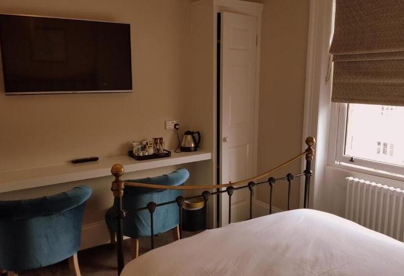 Hotell Red Brighton Blue