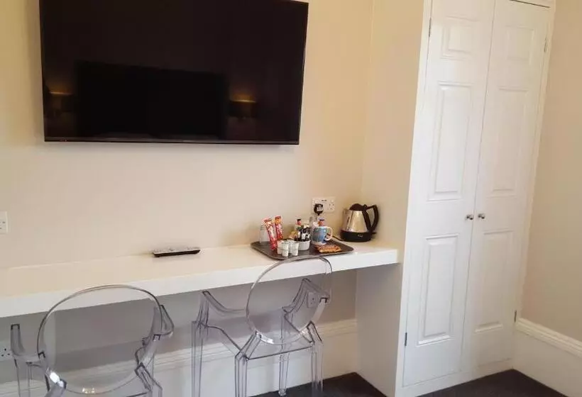 Hotelli Red Brighton Blue