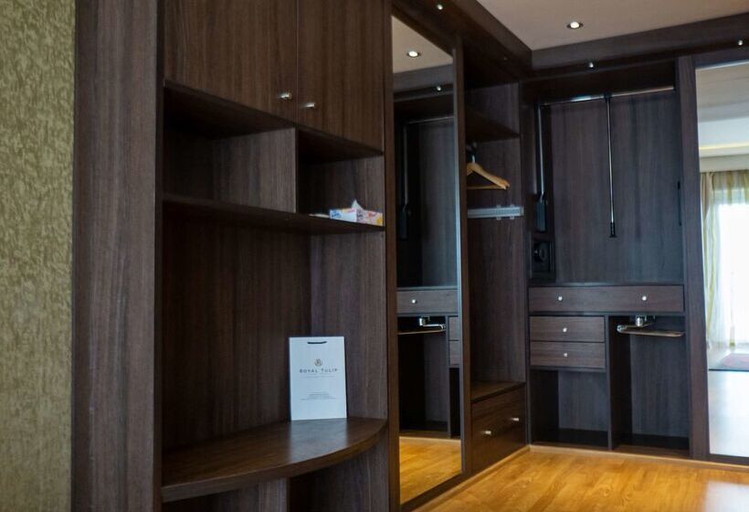 فندق Royal Tulip City Center