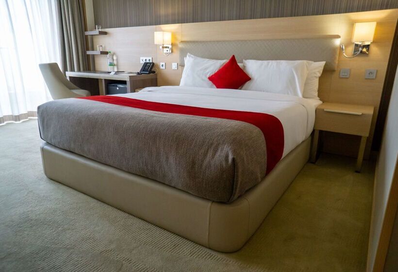 فندق Royal Tulip City Center