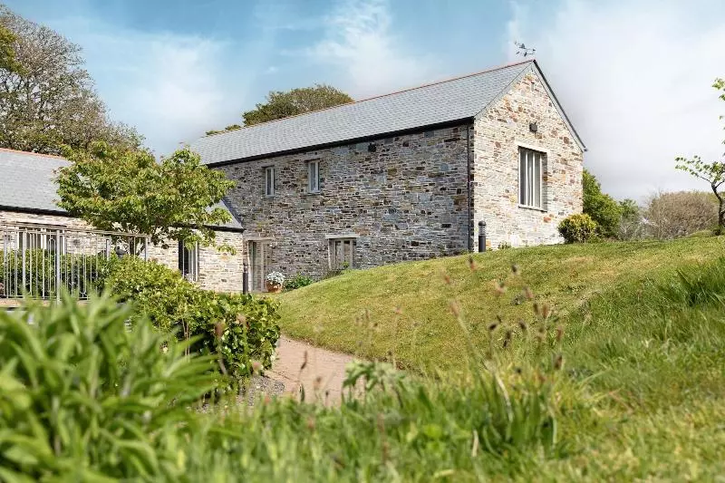 Kır Oteli The Plume Of Feathers