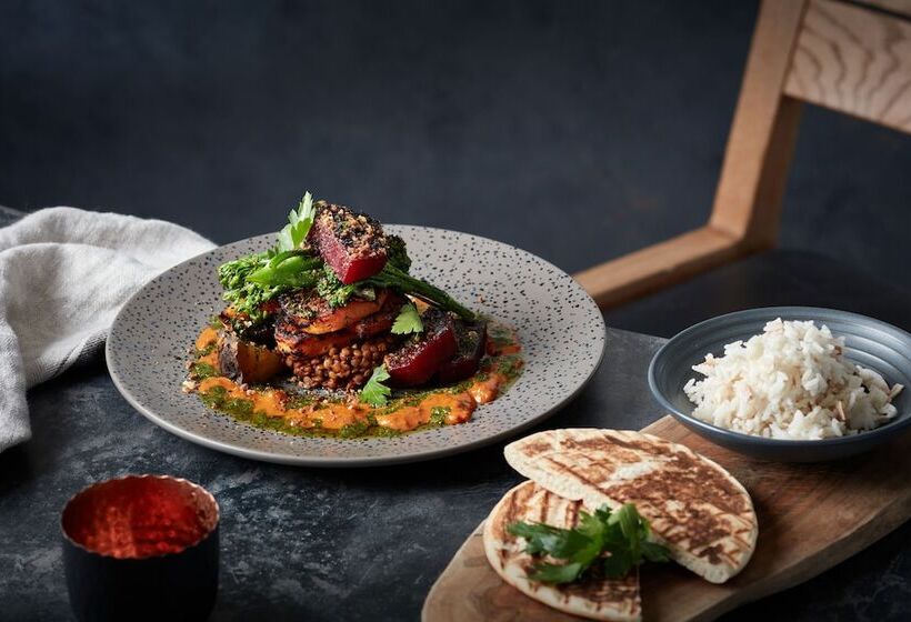 Сельский отель The Plume Of Feathers