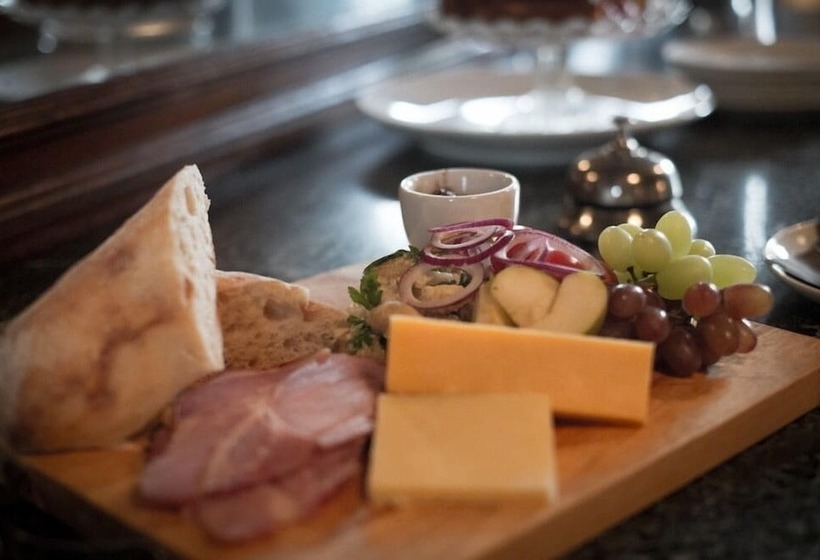 בית מלון כפרי The Ashton