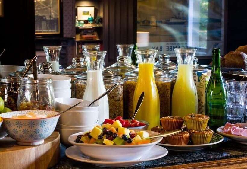 בית מלון כפרי The Ashton