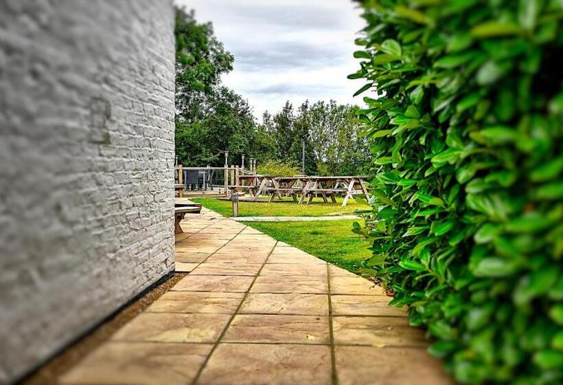 酒店 Narrowboat At Weedon