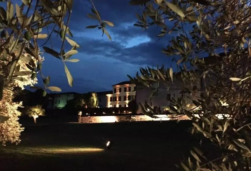 酒店 Villa Policreti