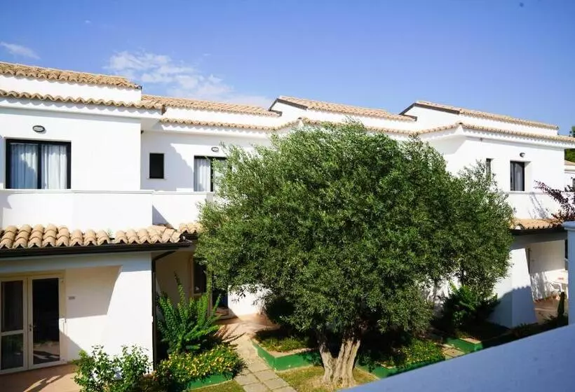 בית מלון כפרי Villaggio Spiagge Rosse