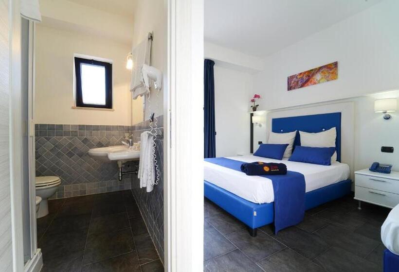 هتل Villaggio Spiagge Rosse