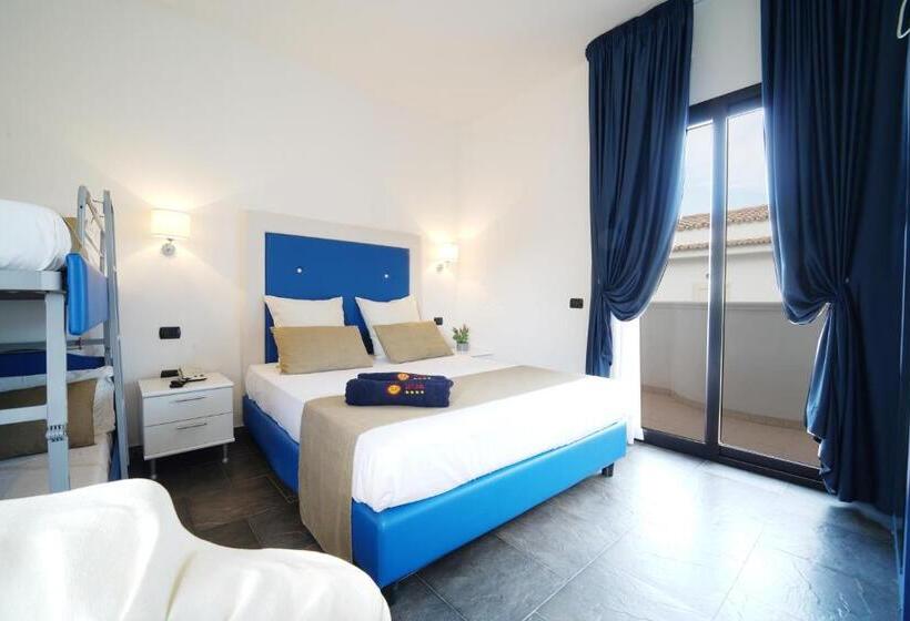 هتل Villaggio Spiagge Rosse