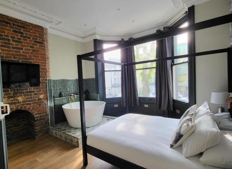 בית מלון כפרי Innit Bliss