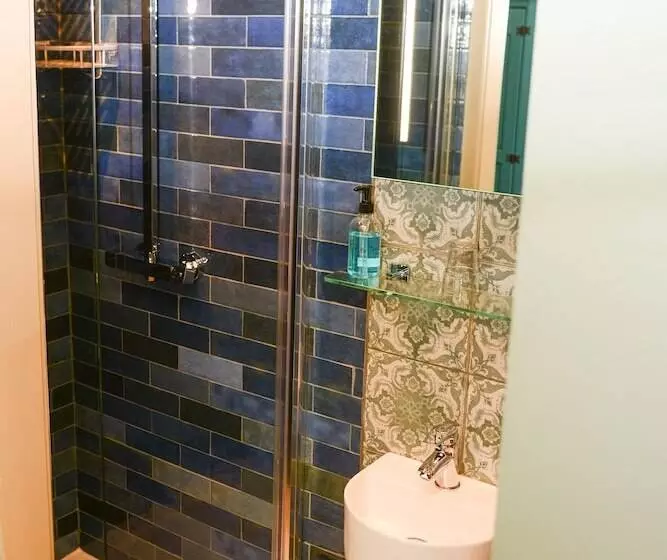 Пансион Plough Inn