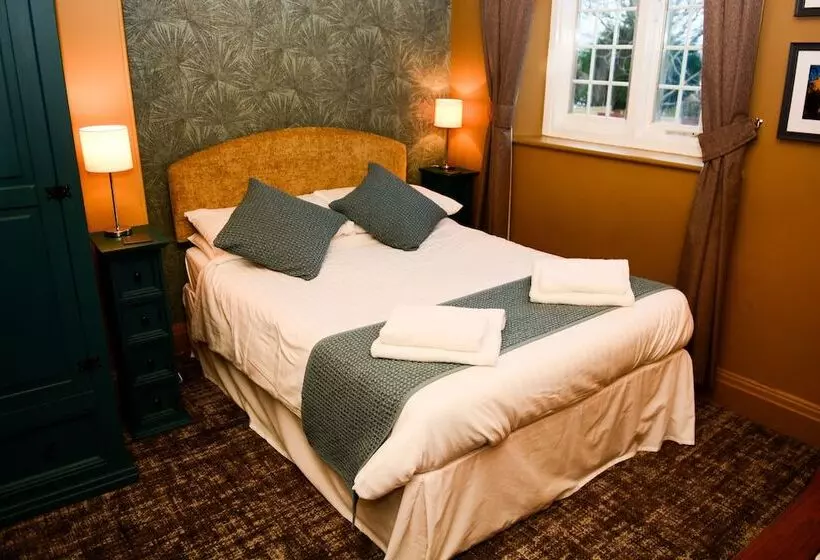 Пансион Plough Inn