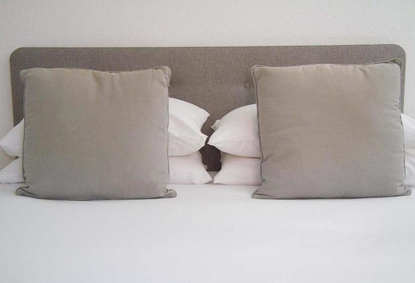 Wedgewood House Hotel Norwich (england)