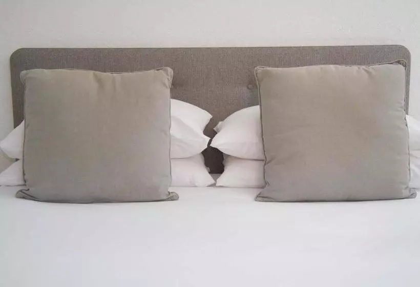 Wedgewood House Hotel Norwich (england)