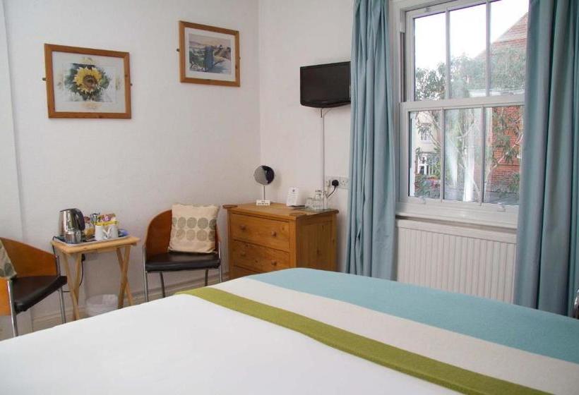 Wedgewood House Hotel Norwich (england)