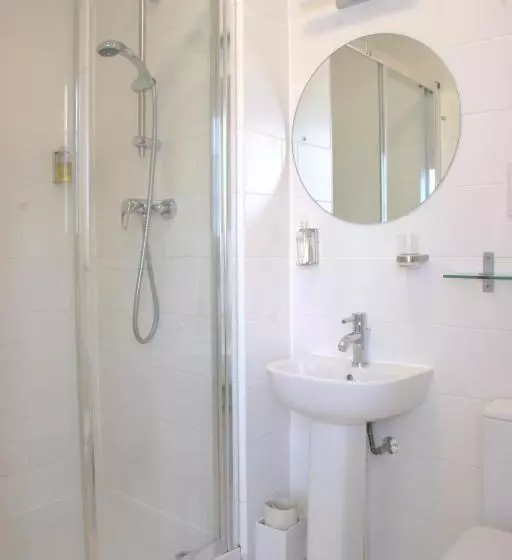 Wedgewood House Hotel Norwich (england)