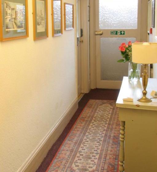 Wedgewood House Hotel Norwich (england)