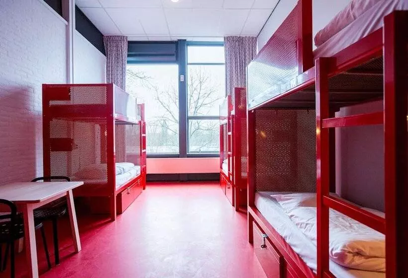 Wow Hostel Amsterdam