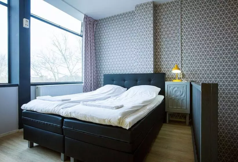 Wow Hostel Amsterdam