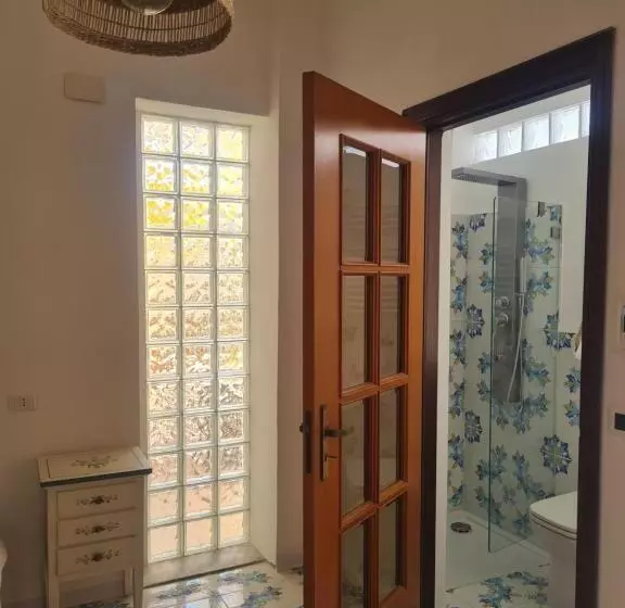 ベッドアンドブレックファースト Don Ciccio Gh