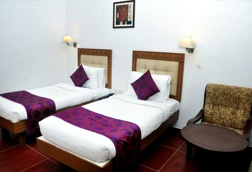 Hotel Broad Bean Chakkarakkal