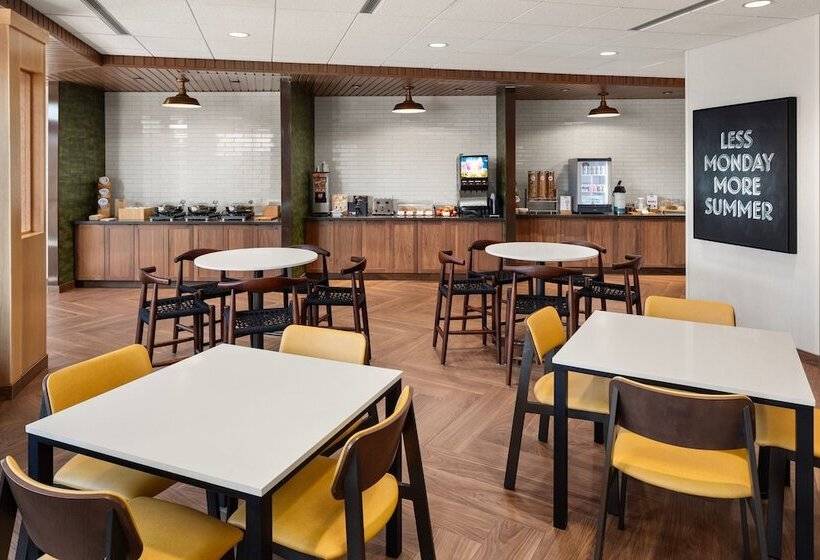 בית מלון כפרי Fairfield By Marriott Inn & Suites Yankton