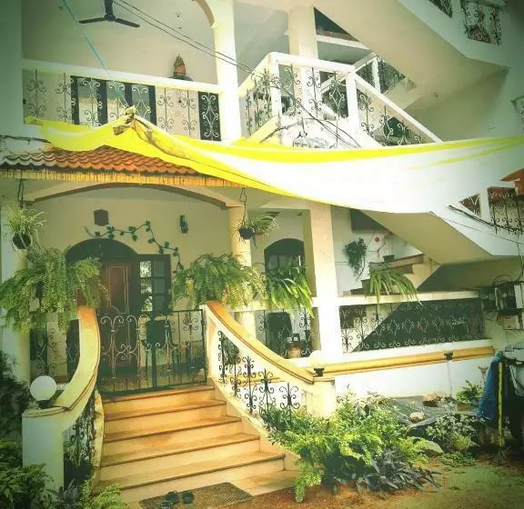 Majatalo Tgi Guest Houses