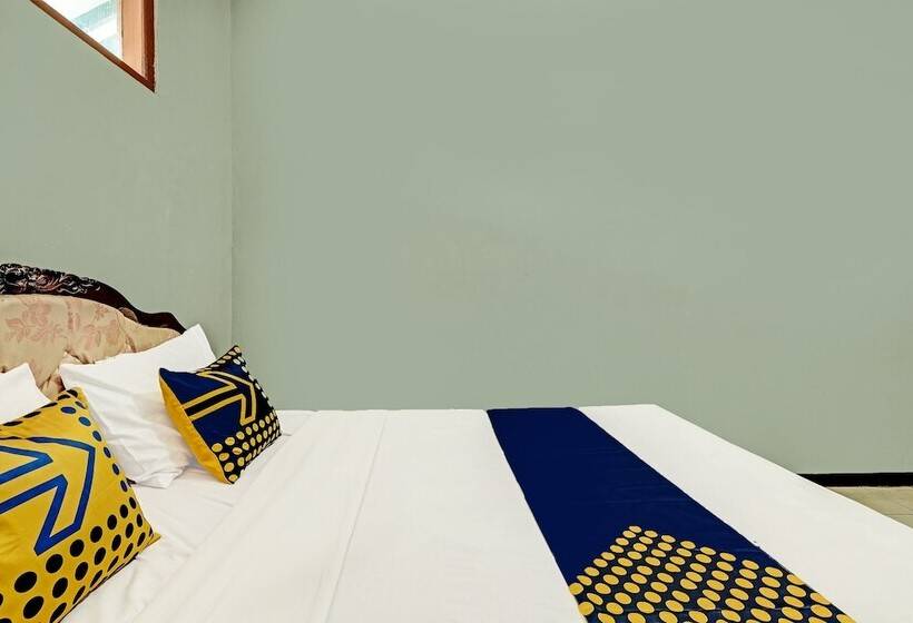 Spot On 91715 Hotel Citra Dewi 1