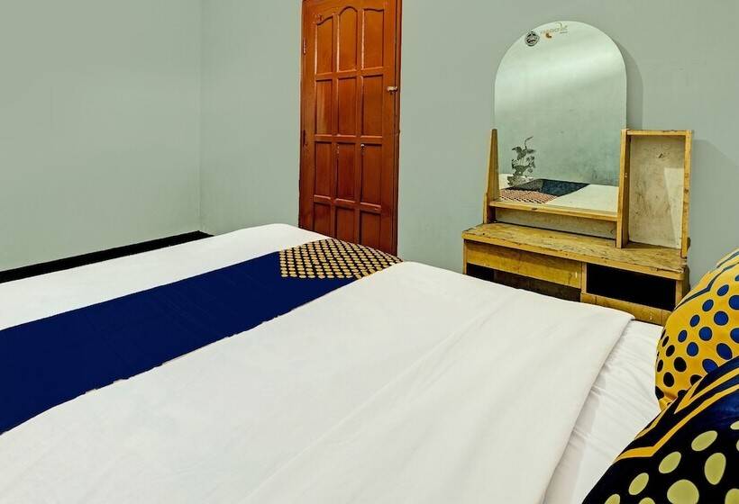 Spot On 91715 Hotel Citra Dewi 1