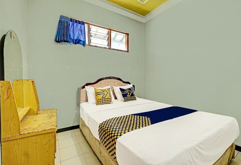 Spot On 91715 Hotel Citra Dewi 1