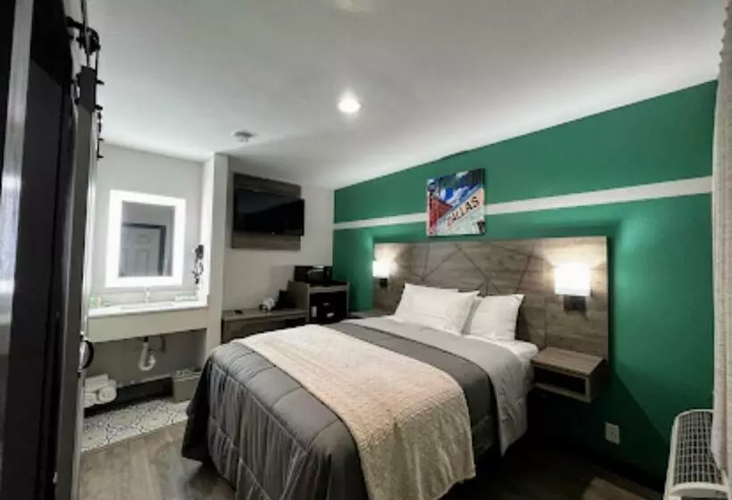 هتل Bishop Arts Suites
