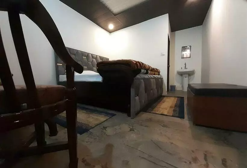 Lake Haven Resort, Sari, Chopta