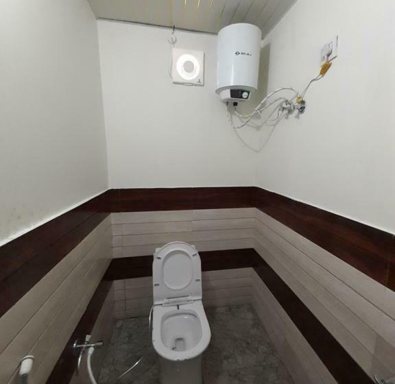 Lake Haven Resort, Sari, Chopta