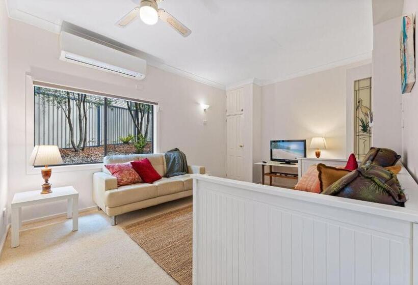 بنسيون Wave Haven