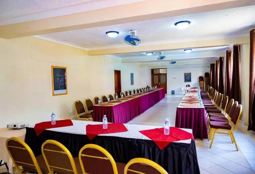Acacia Hotel Mbarara